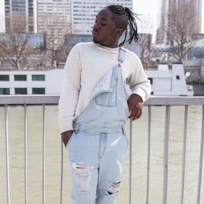 khfashionvision's profile picture. Fashion blogger, lifestyle and style blog, réseaux sociaux khfashionvision, Facebook, Instagram And website https://t.co/naqeF46zk0 Mode Mode