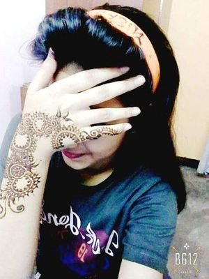 ZoyaHusain2's profile picture. 