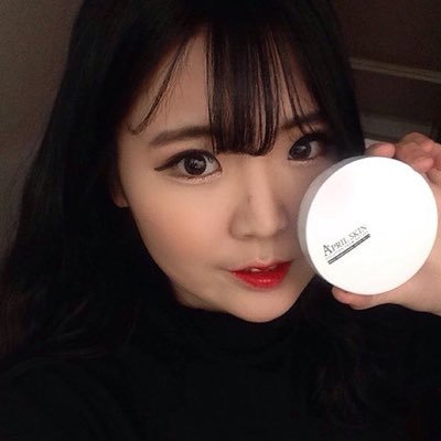 AUTHENTIC KOREAN MAKEUP 🚨  Contact us through LINE :iamliviaa/lidia_kartadinata ♥Trust and Satisfy is our Priority ♥