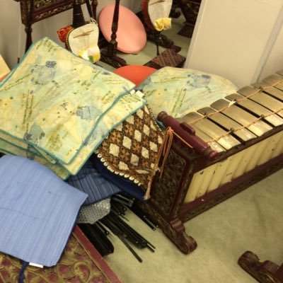 tcm_gamelan's profile picture. 毎週火曜日18:00〜21:00東京音楽大学池袋キャンパスB410にて、インドネシアのジャワガムランを楽しく演奏しています🇮🇩クラブ生が活動報告などつぶやきます。絶賛クラブ生募集中！どなたさまでもお気軽にいらしてください✨ お問い合わせ、演奏依頼などはこちらから→tcm.javagamelan@gmail.com