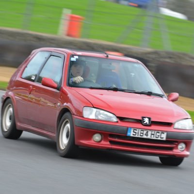 charliem95's profile picture. 