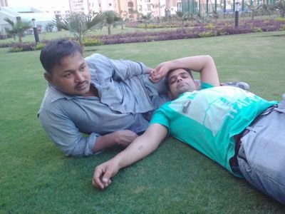 3b98592fff6c461's profile picture. 