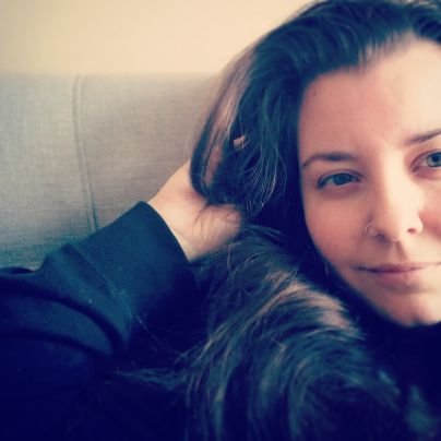 SaFiPhotographe's profile picture. Photographe artistique. 
L'art du portrait de nouveau-nés.
Fine art photographer.