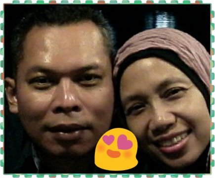 pujiastutihenn1's profile picture. 