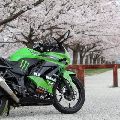 Ninja250Rに乗ってます！MotoGP大好きです！#46 #26 気軽にフォローしてください(^^) 無断フォローすみません！よろしくですー！