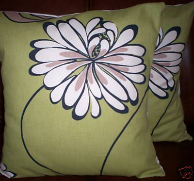 kimtdesignsart's profile picture. Self confessed Home Decor Queen. Fabric Wall Art, Cushion Covers & Table Runners In Funky Modern Designs & Colours