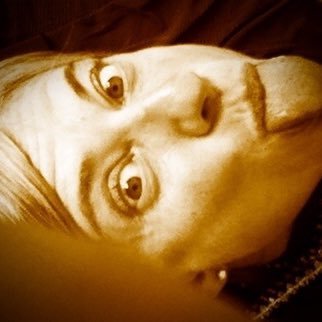 cristianabevi's profile picture. 