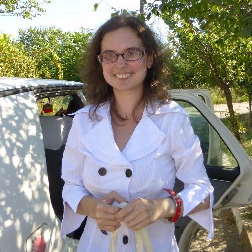 English, Bulgarian, Russian and Spanish languages, knitting, embroidery, computer and internet, books, detectives, cats