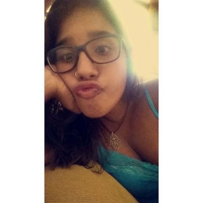 cogumelonot's profile picture. 17 anos. Futura jornalista, amante dos livros e louca por maquiagem.