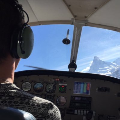 Private Pilot - Mechanical Engineering Alumnus @ETH - Airline Staff based in #ZRH - Co-founder @aviatikverein - Interested in aviation & politics ✈︎