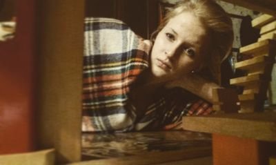Dreamer of impossible dreams.
Aspiring actress. Lover of great film and good stories.