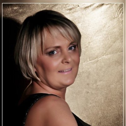FionaHodson Profile Picture