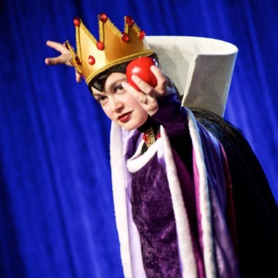 Utah’s Evil Queen charity cosplayer. FanX Hall of Fame member. Mother, Sister, Daughter. Survivor.