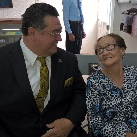 Ministro TJ / JW / TG Esperando el nuevo mundo, y mientras tanto agente de publicidad JW