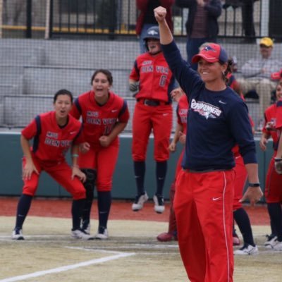 Head Softball Coach at Metropolitan State University of Denver. Central College Dutch Alum. Iowa Native. #GetRowdy #RoadiesSB