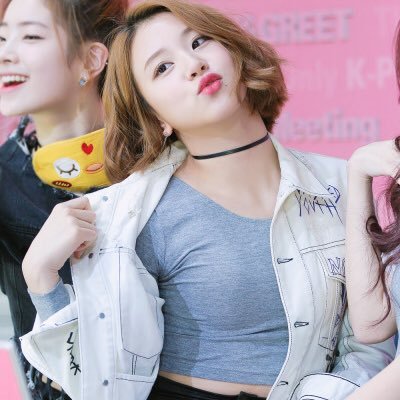 → 10ABRIL16; Riri♡ 「Anette bffa; ❥| Teo hermano | gemelo guanábano | dahyun omma | ken appa | nae cuñada | chinkarlo mejor amigo✨.」