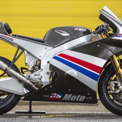 A British hand built #MotoGP specification machine YOU can own. Chassis CNC machined from billet. See website for full spec. #SuperBike #TrackBike