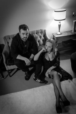 🎙Female-fronted, original hard rock band
🧀 Based out of Madison, WI
🔥New album