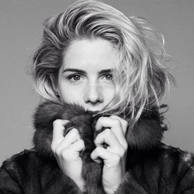 Emily Bett Fansさんのプロフィール画像