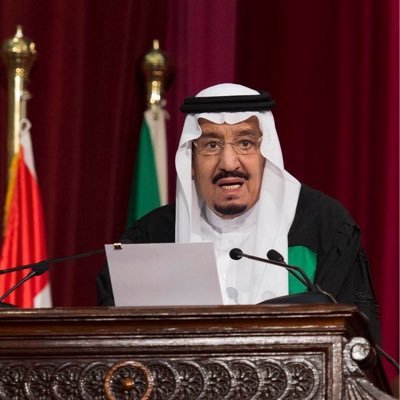 vra__'s profile picture. 