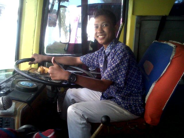 Facebook: Riski R .       BBM : 32721A75.✉       Pecinta_Bus_Indonesia.  My Bus My Adventure ™