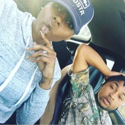 main page: @cyrusj_