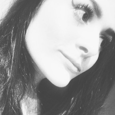 lover of music, food, dogs, funny things, and nature. clarinetist/master aesthetician. also - @gigglegirlnoel.