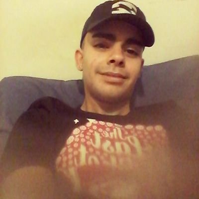 La vida me la regalaron, la muerte en cuotas voy pagando..