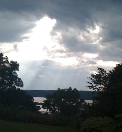 A Hudson Valley native, writer, publicist, and list creator.