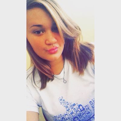 LisbethTvrz's profile picture. Conóceme y sabrás la diferencia entre lo que soy y lo que te han contado.