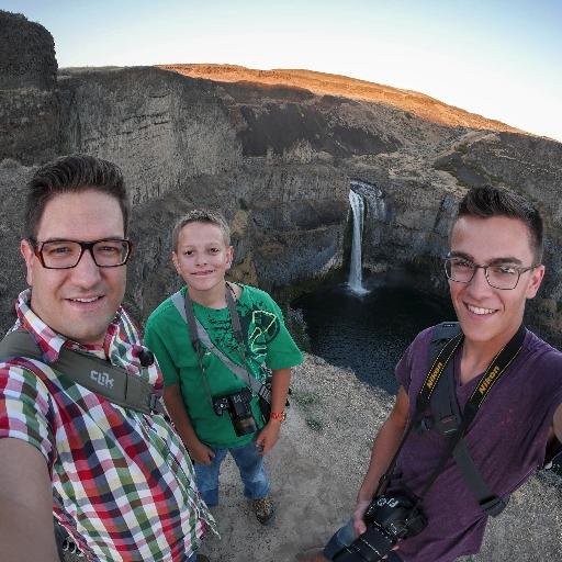 I'm a father, husband, photographer, and software salesman in Moscow, Idaho. On the web at  https://t.co/0CTtXiZJ8p and https://t.co/bJUQElnHUH