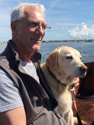 AllenCummings6's profile picture. I actually saw Bobby Moore play at Upton Park #Hero #Legend
I love dogs - especially Holly my beautiful labrador (RIP) and little Freddie the mini dachshund