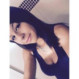 MirellaAguiiar's profile picture. 