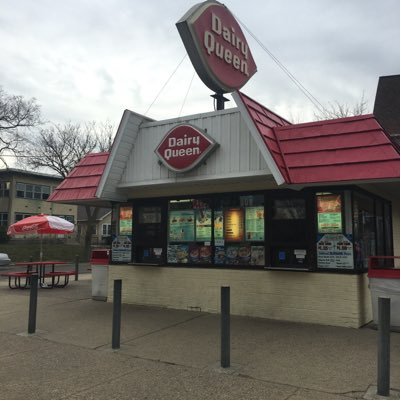 We're a old fashioned Dairy Queen. We have homemade dilly bars and buster bars made fresh daily. We also serve Nathan's all beef hotdogs, footlongs andchilidogs