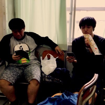 野津田高校 演劇部 今日は部員で観劇に行ってきました 2年男子なんですけどヤンキーですね 野津田高校 演劇部 今日は部員で観劇に行ってきました 2年男子なんですけどヤンキーですね