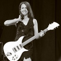 Susanna Hoffs(@SusannaHoffs) 's Twitter Profile Photo