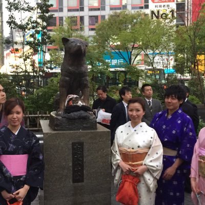 KIMONO rental shop in Shibuya Tokyo Japan. We welcome foreign visitors. Let's enjoy wearing KIMONO and exploring Shibuya!