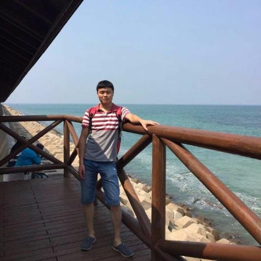 leronknow's profile picture. coder Dad