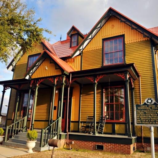 Columbus, Mississippi is a historic town that thrives on its rich heritage & Southern charm. Hometown of Tennessee Williams. Plan your visit today!