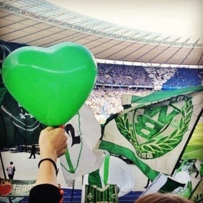 christiankgross's profile picture. Nussknacker/Bandscheibenkratzer by profession, Quadrupel-Vater, Werder-Fan - thanx to my kids, Fettes Brot-Ultra since 1995