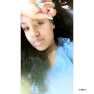 SheFlawsless_'s profile picture. ✨Said you was scared to come fuck with me cause you see I'm chasing dreams But that dont mean that I don't need no love✨