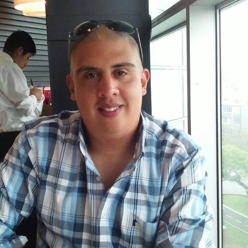 Periodista. Comunicación digital. SEO. Redes Sociales. Fanático de la 'U' y devoto del Señor de los Milagros.