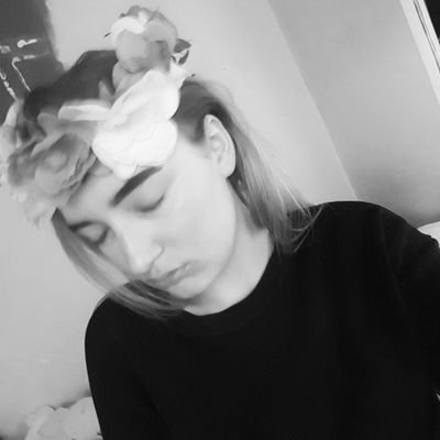 3lectricChapel's profile picture. Truth is, I don't even know what I'm doing anymore || The 1975 || Gaga || Lana || Metal and   rock 'n roll ||