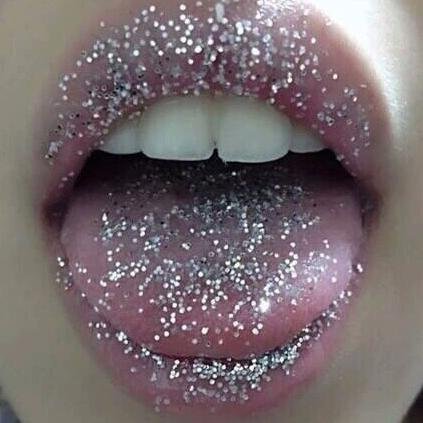 Your daily dose of #glitter