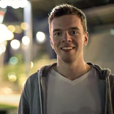 tomrsolari's profile picture. 