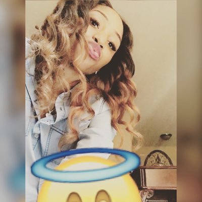 love_modelmodel's profile picture. Pray stack  slay