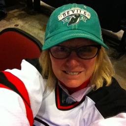 jnnfrhnsn's profile picture. 