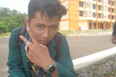 burhanapsi's profile picture. i'm is hero mom !!!