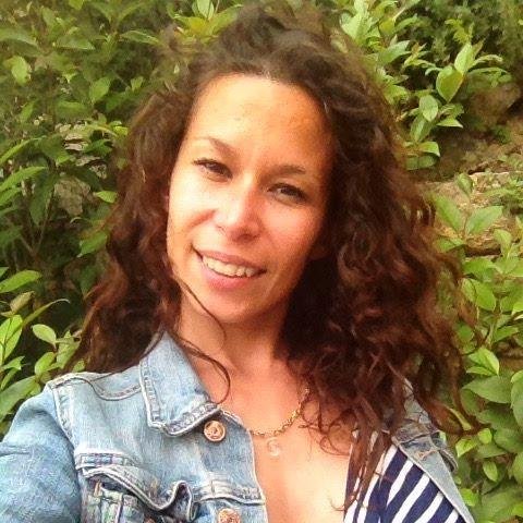 coach en thérapies brèves avec la PNL je vous accompagne dans la gestion du stress et des émotions, lors de vos projets , dans votre quête du mieux être