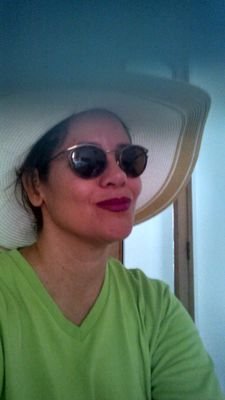 AdrianaCalero8's profile picture. original